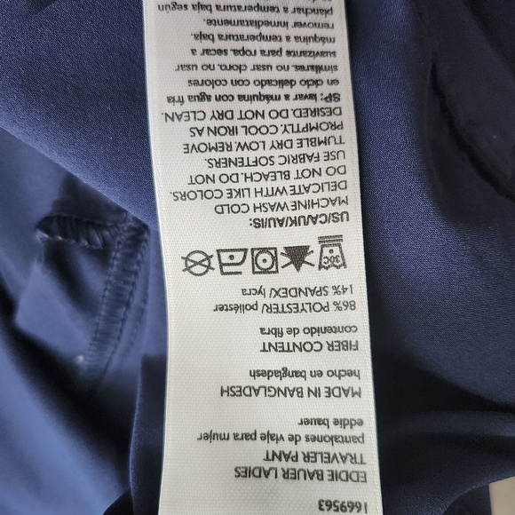 Eddie Bauer Women's Navy Cropped Pants - Picture 12 of 12